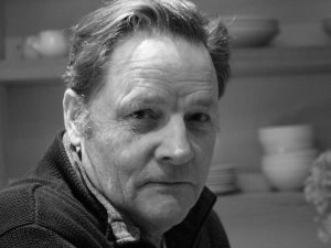 “La Vie En Rose” - 07: My Dad. Close Up (Bordwell and Thompson, 189)